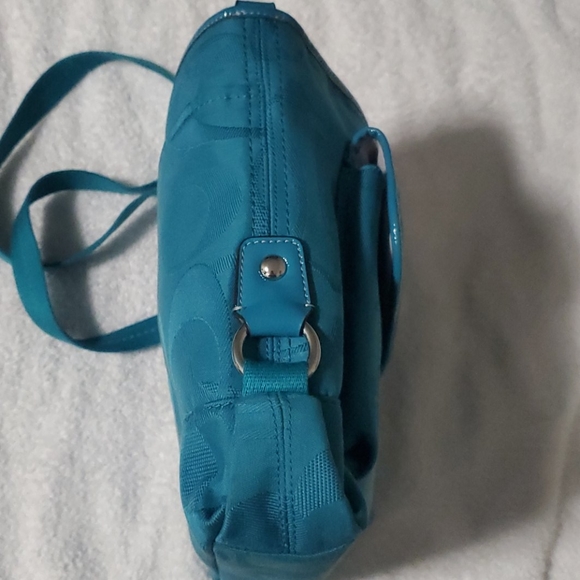 Coach Body Bag - Picture 3 of 11